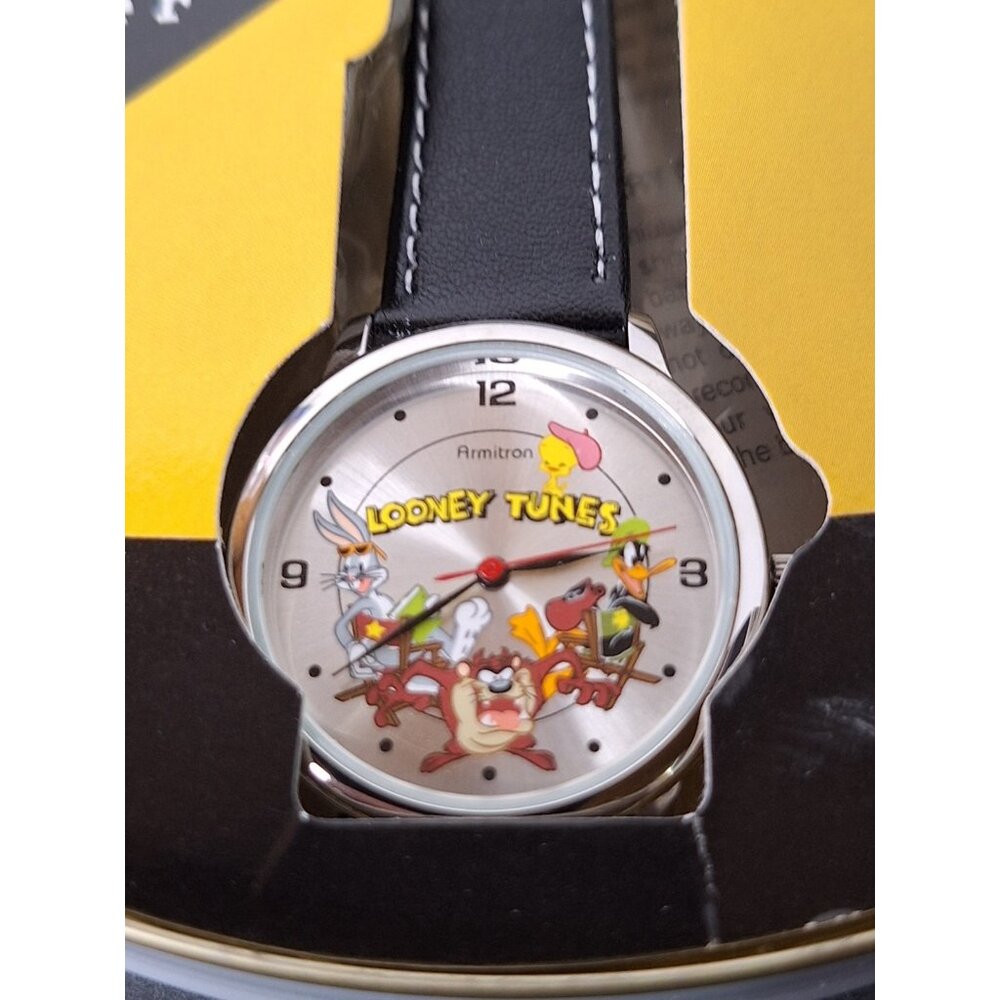 LOONEY TUNES Back in Action Bugs Bunny Watch w Band, New in Orig Box - Picture 4 of 12